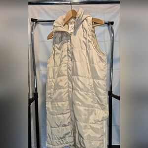 Stylish Cream Puffer Vest